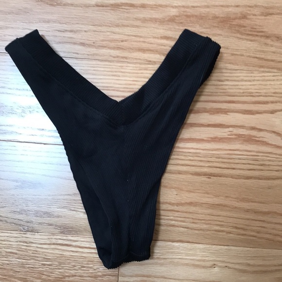 One One small black ribbed bikini bottom. - Picture 4 of 4